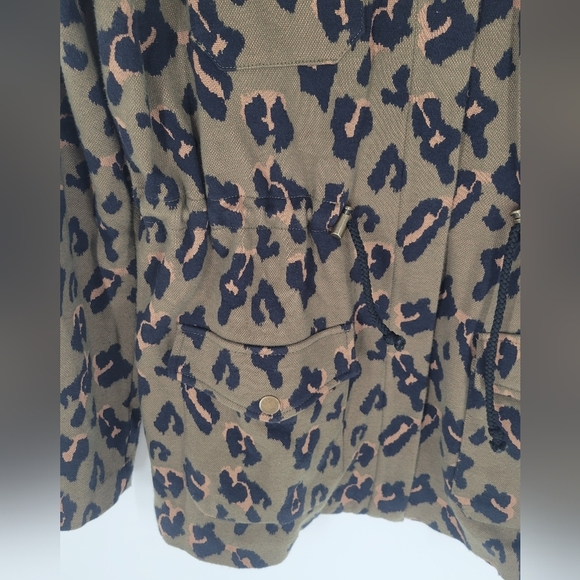 Anthropologie Tabitha Light Weight Jacket Size M leopard print Utility - Picture 8 of 8